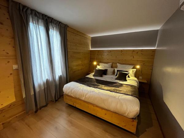 9WAGRAM Hotel Boutique : photo 2 de la chambre chambre lit queen-size dakar