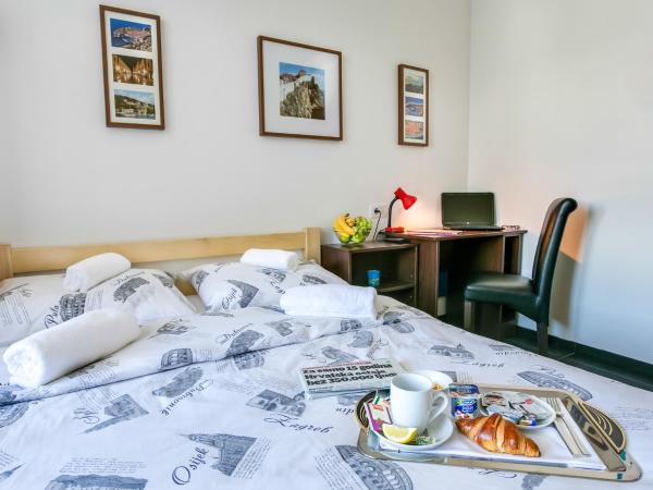 Hostel Moving : photo 3 de la chambre chambre double deluxe avec balcon