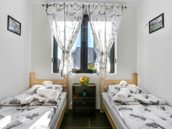 Hostel Moving : photo 1 de la chambre chambre lits jumeaux