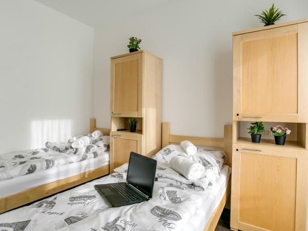 Hostel Moving : photo 4 de la chambre chambre lits jumeaux