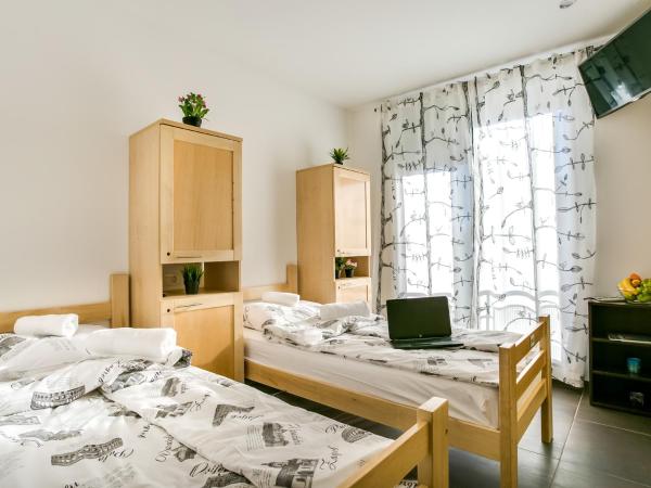 Hostel Moving : photo 3 de la chambre chambre lits jumeaux