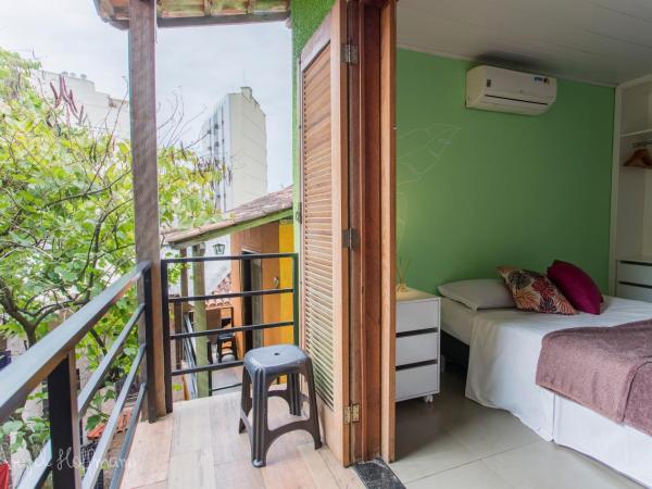 Pura Vida Hostel : photo 9 de la chambre chambre double avec salle de bains privative