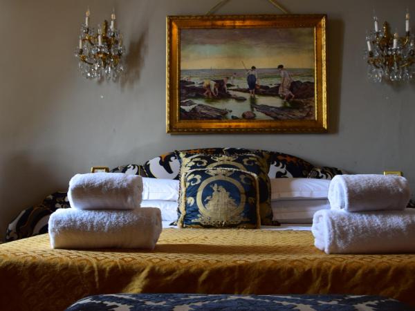Residenza Vespucci : photo 1 de la chambre suite lit king-size avec balcon - vue sur rivière