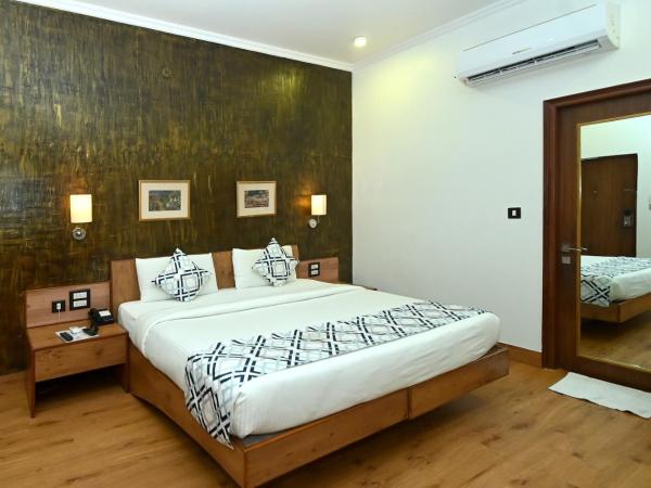 Hotel Yulia- Le Amour Inn : photo 6 de la chambre chambre double supérieure