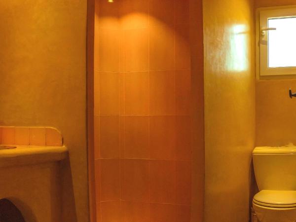 Dar Amoudou : photo 5 de la chambre chambre triple - vue sur ville