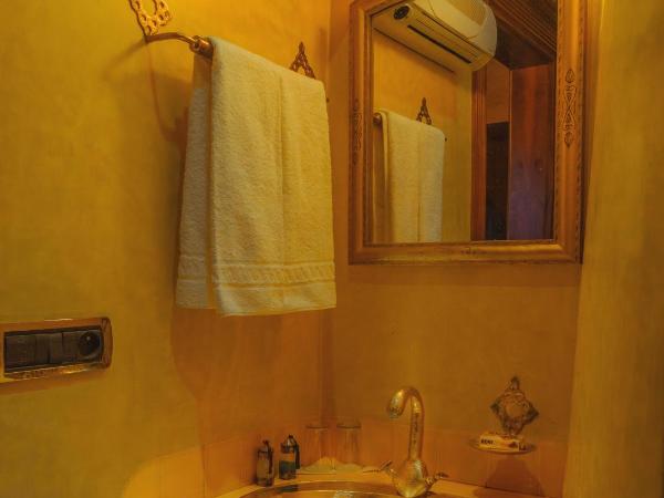 Dar Amoudou : photo 3 de la chambre chambre lits jumeaux