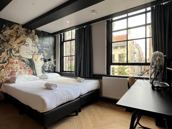 Heart of Amsterdam Hotel : photo 5 de la chambre chambre lits jumeaux privée
