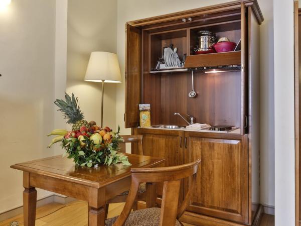 Hotel & Residence Torino Centro - Stazione Porta Susa : photo 6 de la chambre chambre triple