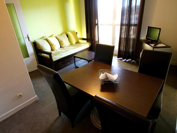 Appart'hotel Les Palatines : photo 6 de la chambre appartement pour 6 personnes maximum