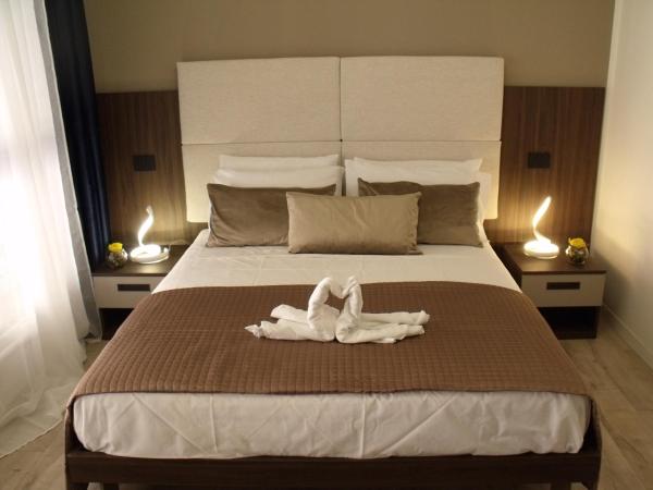 Hotel Plaza Ungheria : photo 3 de la chambre chambre double avec salle de bains privative