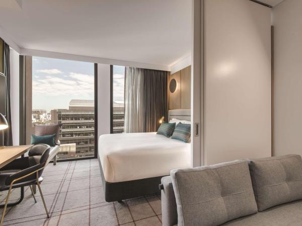 Vibe Hotel Sydney Darling Harbour : photo 3 de la chambre suite