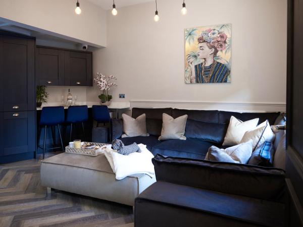 Home @ 2 Tancred Road : photo 1 de la chambre maison 6 chambres