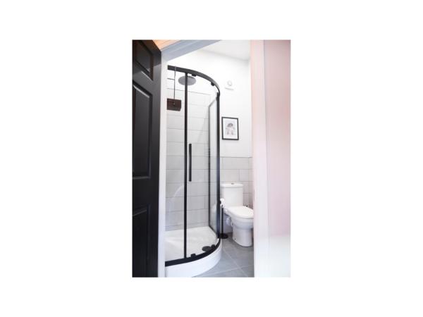 Home @ 2 Tancred Road : photo 10 de la chambre maison 6 chambres