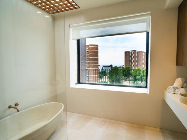 Mercure Benidorm : photo 8 de la chambre suite à ciel ouvert avec terrasse - vue sur mer