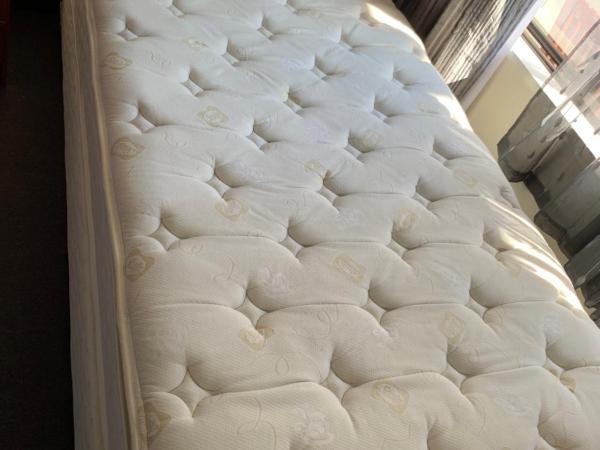 755 Regal Court Motel : photo 7 de la chambre appartement 1 chambre