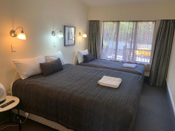 755 Regal Court Motel : photo 2 de la chambre appartement 1 chambre