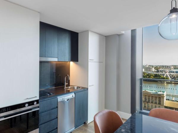 Adina Apartment Hotel Brisbane : photo 7 de la chambre appartement 2 chambres avec balcon - vue sur rivière