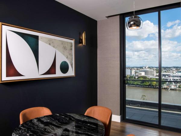 Adina Apartment Hotel Brisbane : photo 4 de la chambre appartement 1 chambre avec balcon - vue sur rivière