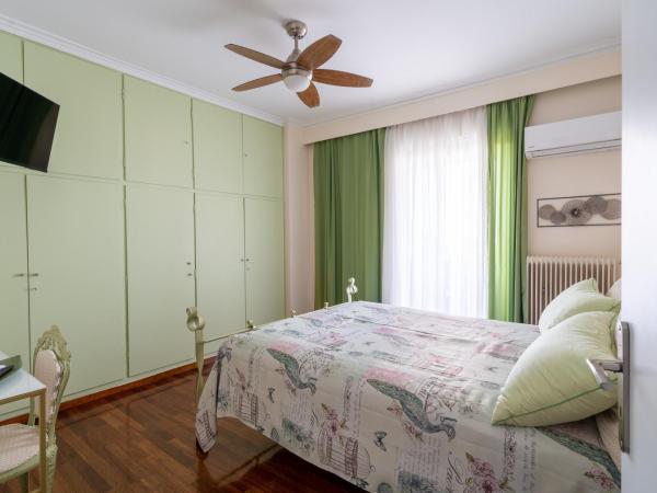 Ioanna's Hellenic Hospitality : photo 5 de la chambre chambre double avec salle de bains privative