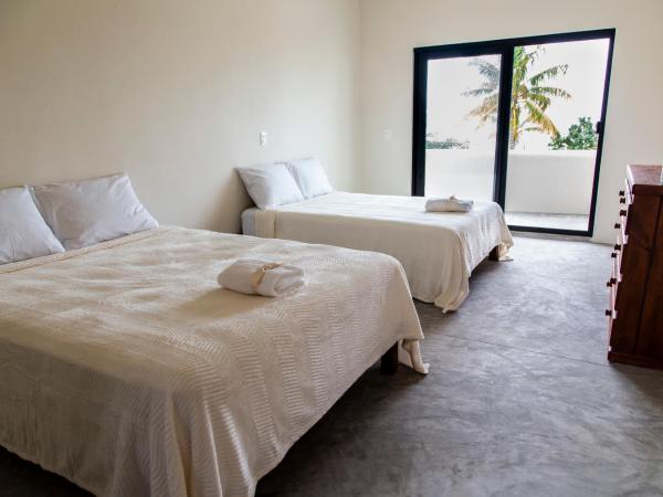 Ikarus Costa Mujeres Eco Lodge Sunset View : photo 5 de la chambre chambre double avec salle de bains privative