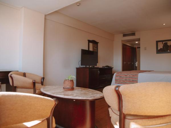 Casa Real Hotel : photo 3 de la chambre suite junior