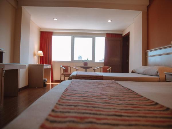 Casa Real Hotel : photo 3 de la chambre chambre deluxe double ou lits jumeaux
