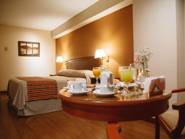 Casa Real Hotel : photo 6 de la chambre chambre deluxe double ou lits jumeaux