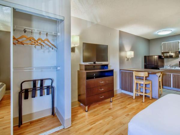 Studio 6-Phoenix, AZ - Deer Valley : photo 3 de la chambre chambre lit queen-size - non-fumeurs