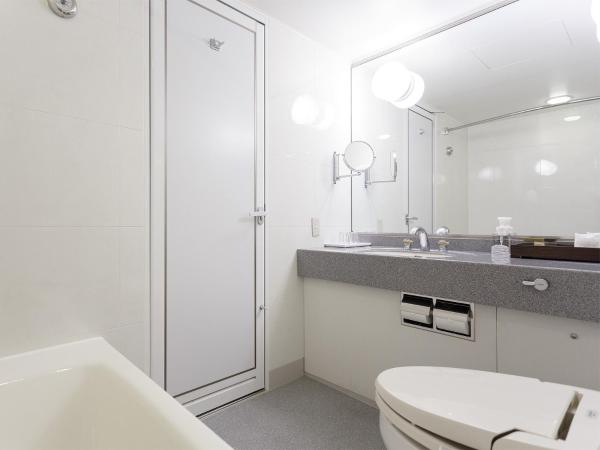 Keio Plaza Hotel Tokyo : photo 3 de la chambre chambre lits jumeaux plaza supérieure dans aile sud - Étage supérieur - non-fumeurs