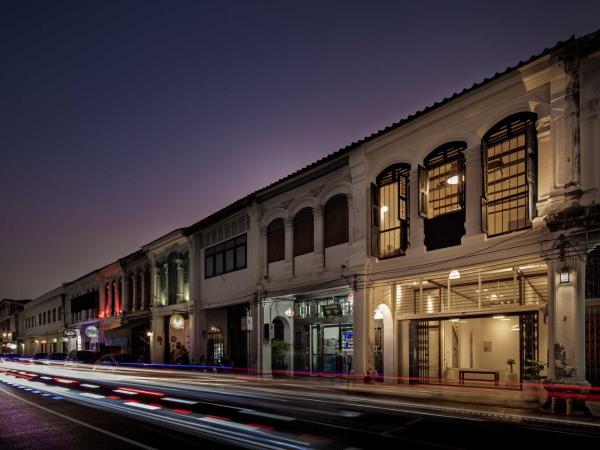 97 Yaowarat - Phuket Old Town : photo 4 de la chambre suite - vue sur ville