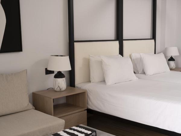 Hersonissos Palace : photo 3 de la chambre chambre double ou lits jumeaux - vue latérale sur mer