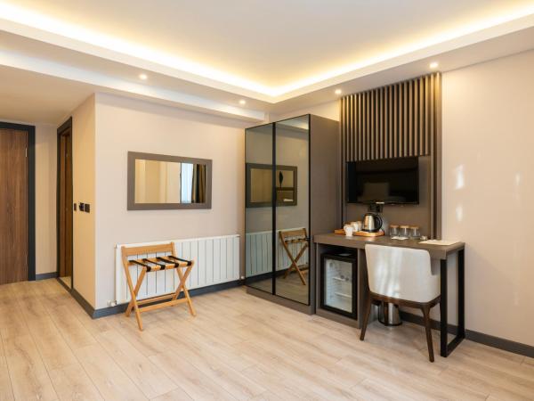 MAGİA HOTEL : photo 3 de la chambre chambre triple