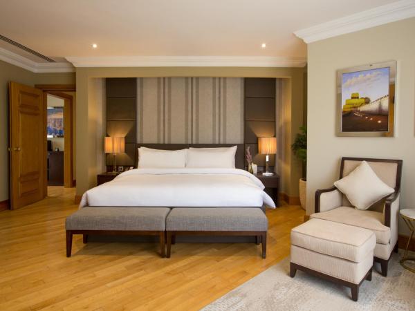 Dubai Marine Beach Resort & Spa : photo 2 de la chambre suite royale