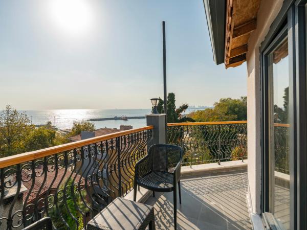 MAGİA HOTEL : photo 2 de la chambre chambre lit king-size supérieure