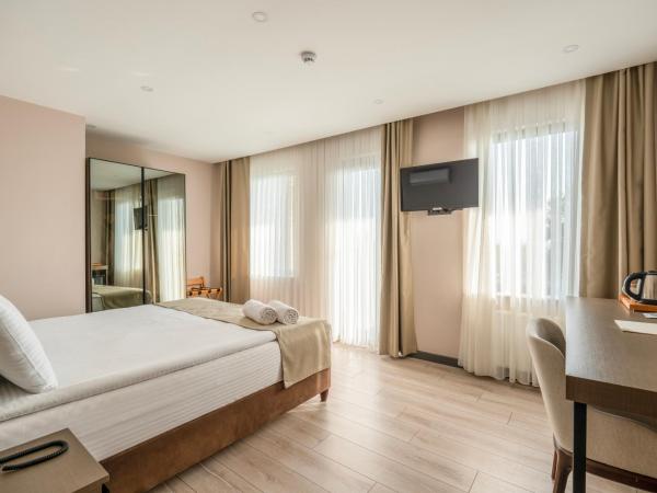 MAGİA HOTEL : photo 3 de la chambre chambre double avec balcon