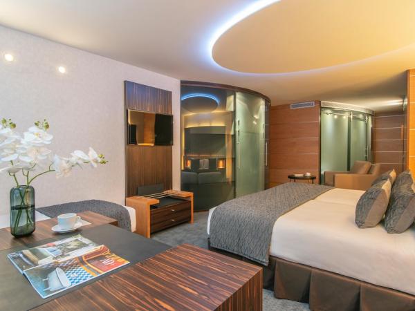 Hotel Starc by Pierre & Vacances Premium : photo 1 de la chambre chambre triple standard