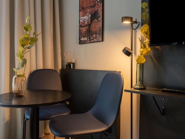 limehome Düsseldorf Stresemannstraße - Digital Access : photo 8 de la chambre suite Économique