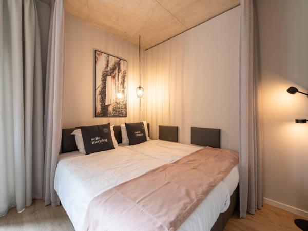 limehome Düsseldorf Stresemannstraße - Digital Access : photo 10 de la chambre suite avec canapé-lit