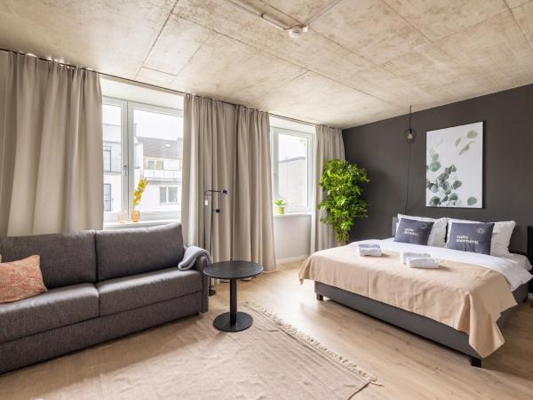 limehome Düsseldorf Stresemannstraße - Digital Access : photo 2 de la chambre suite avec canapé-lit