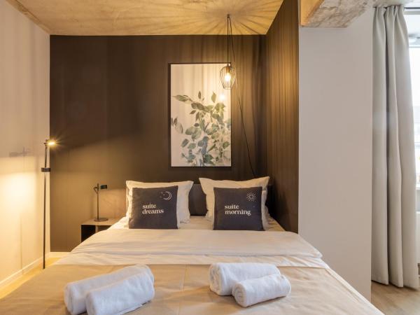 limehome Düsseldorf Stresemannstraße - Digital Access : photo 9 de la chambre suite confort avec canapé-lit