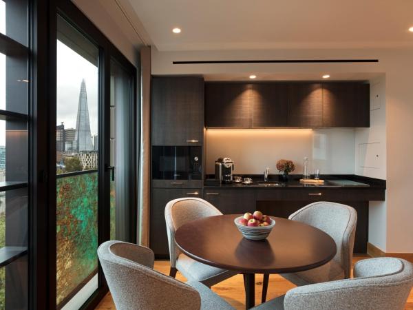 Tower Suites by Blue Orchid : photo 5 de la chambre suite signature avec cuisine - vue sur tower bridge