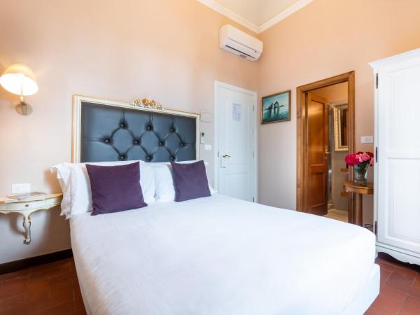 Art Hotel Villa Agape : photo 2 de la chambre petite chambre double