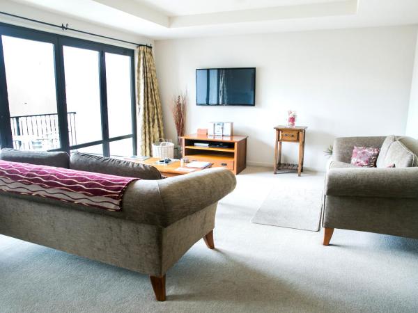 The Glebe Apartments : photo 2 de la chambre appartement 3 chambres - vue sur lac