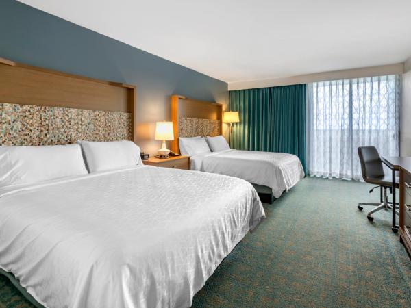 Holiday Inn Orlando - Disney Springs™ Area, an IHG Hotel : photo 4 de la chambre chambre lit king-size avec feu d’artifice disney