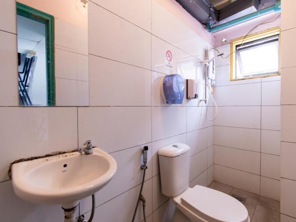 Travel Hub Guesthouse : photo 3 de la chambre lit superposé dans dortoir pour femmes