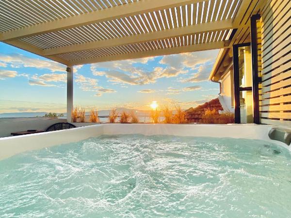 Panellinion Luxury Rooms : photo 4 de la chambre suite deluxe - vue sur mer