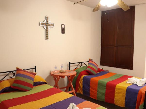 Posada Don Mario : photo 4 de la chambre chambre lits jumeaux standard avec salle de bains commune