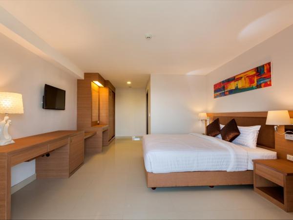 Riche Hua Hin Hotel - SHA Plus : photo 8 de la chambre family jacuzzi suite 