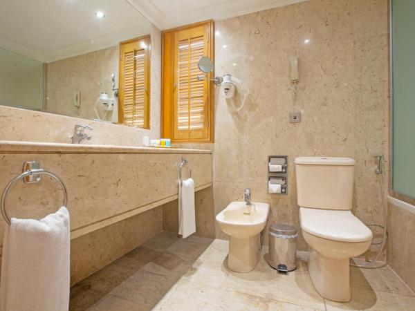 Dubai Marine Beach Resort & Spa : photo 5 de la chambre chambre avec balcon