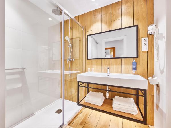 Barcelona Century Hotel : photo 2 de la chambre chambre lits jumeaux standard